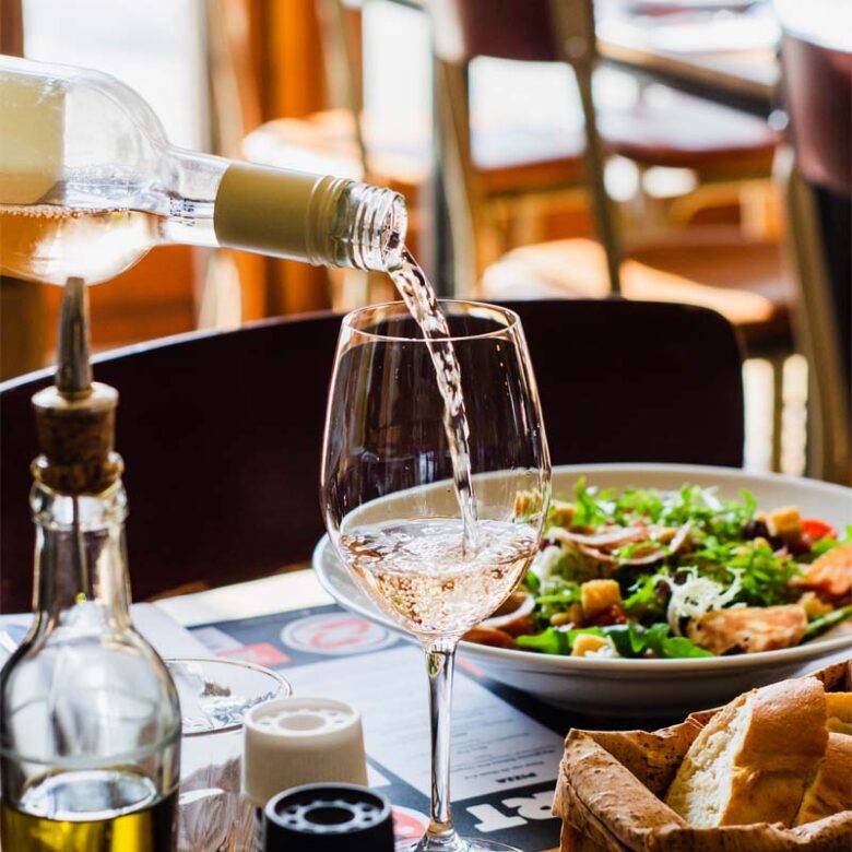 میز دونفره گیاهی